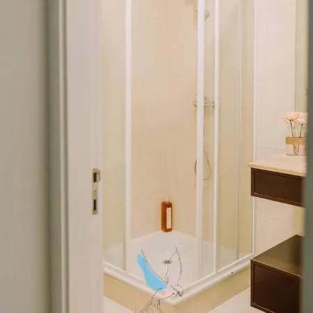 The Bluebirds Nest By Tonsdeverde * Braga