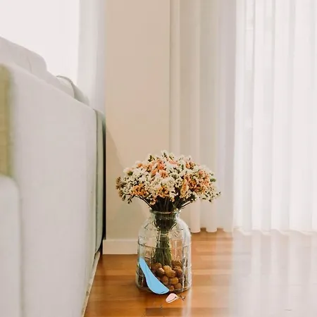 The Bluebirds Nest By Tonsdeverde Braga