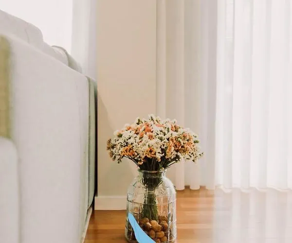 The Bluebirds Nest By Tonsdeverde Braga